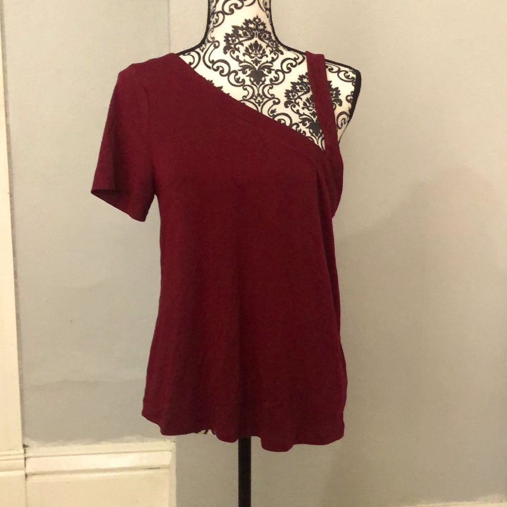 ❤️‍🔥 Maroon top 👚